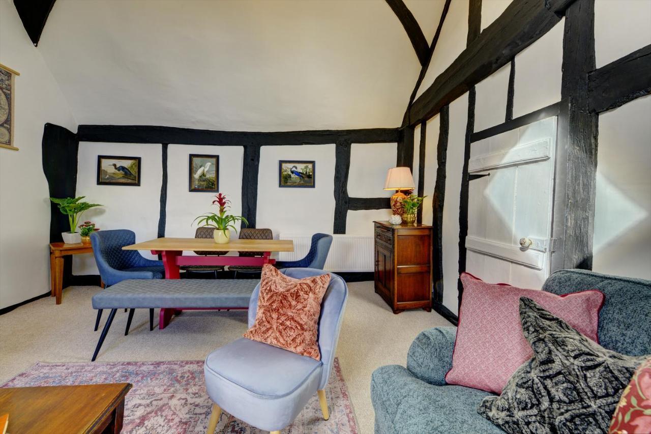 Loft Cottage By Spa Town Property - 2 Bed Tudor Retreat Near To Stratford-Upon-Avon, Warwick & Solihull エクステリア 写真