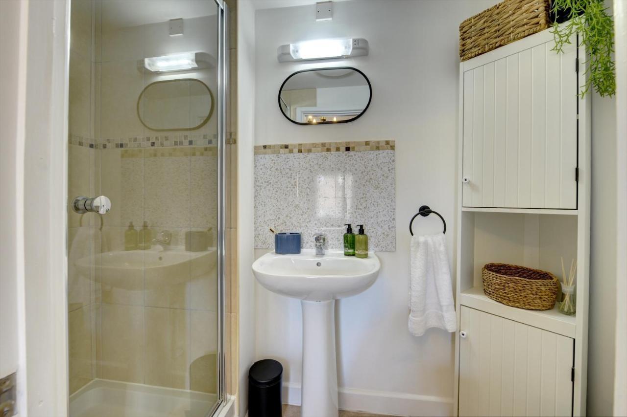 Loft Cottage By Spa Town Property - 2 Bed Tudor Retreat Near To Stratford-Upon-Avon, Warwick & Solihull エクステリア 写真