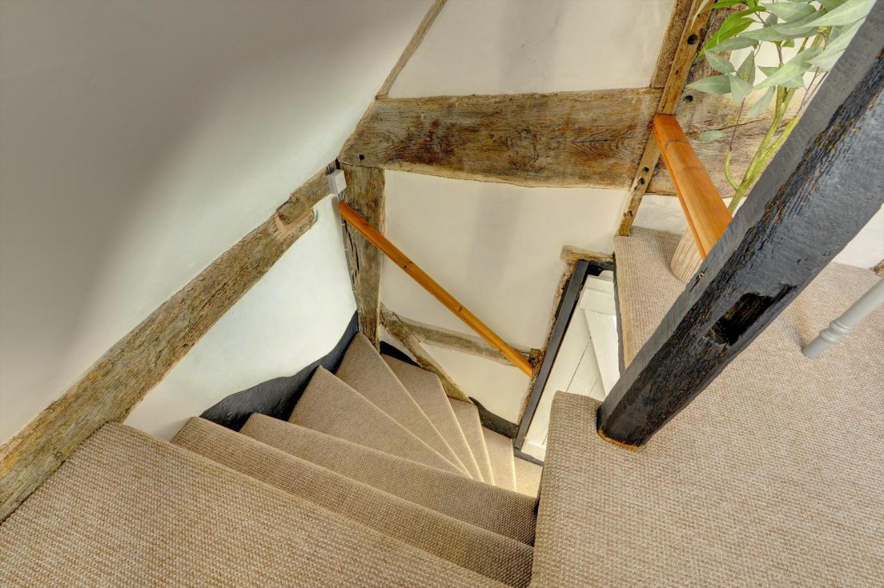 Loft Cottage By Spa Town Property - 2 Bed Tudor Retreat Near To Stratford-Upon-Avon, Warwick & Solihull エクステリア 写真